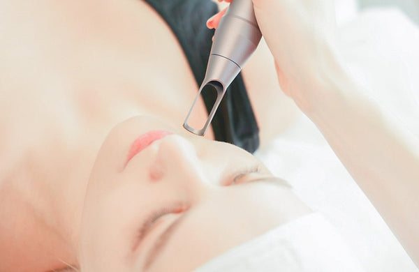 Why is CO2 fractional laser so effective in treating acne? - lefislaser