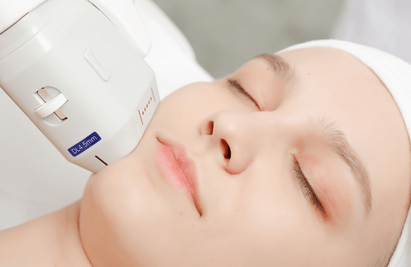 Pico Laser for Hyperpigmentation: Comparing 532 nm and 1064 nm Systems - lefislaser