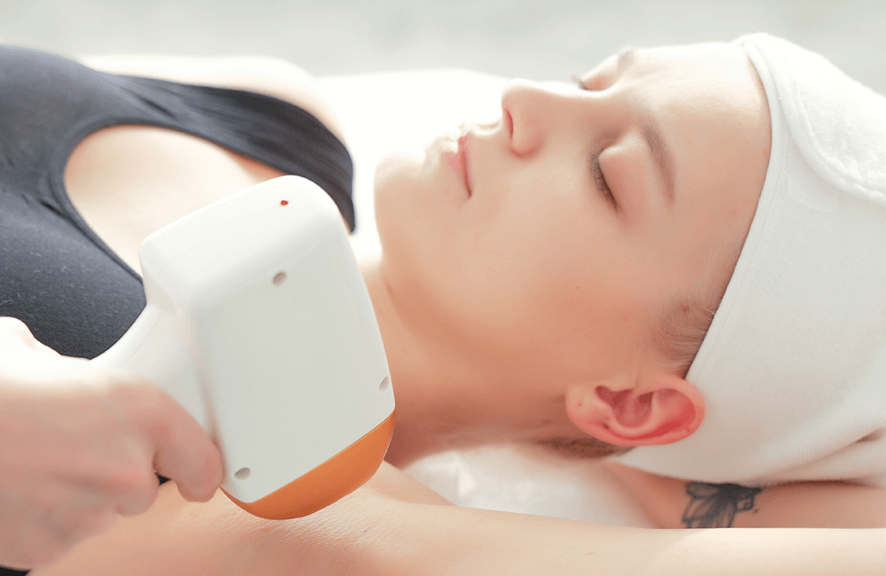 Is Intense Pulsed Light (IPL) Safe? Risks. Side Effects & Expert Precautions - lefislaser